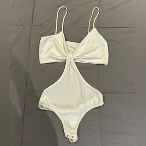 M Boutique - white bodysuit - size small